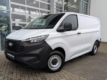 Car image 30