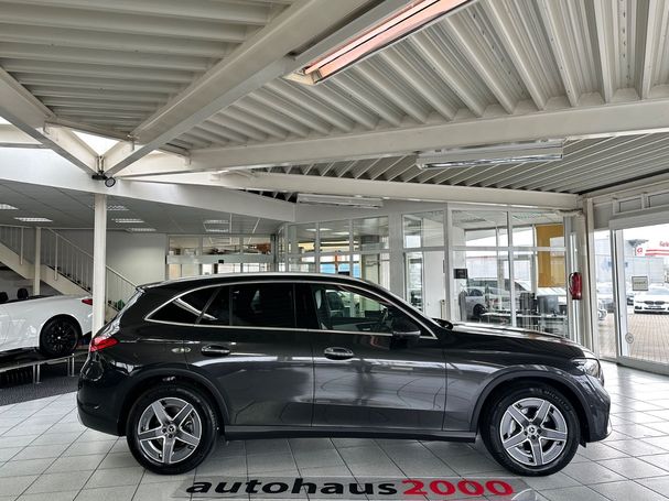 Mercedes-Benz GLC 300 Line 198 kW image number 4