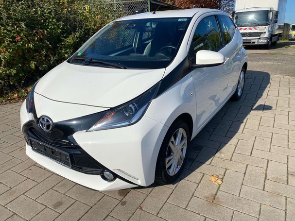 Toyota Aygo 51 kW image number 1