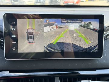 Car image 35
