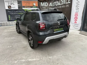 Car image 26