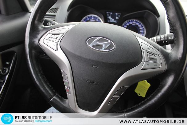 Hyundai ix20 1.4 blue Space+ 66 kW image number 9