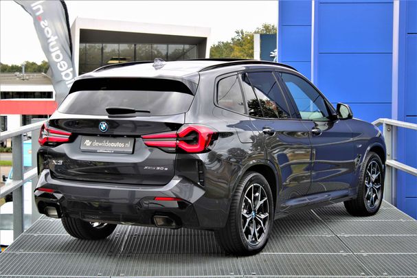 BMW X3 xDrive30e M Sport 215 kW image number 8