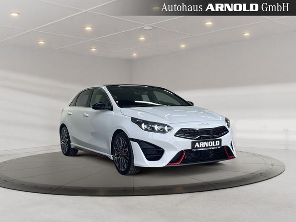 Kia Ceed GT 1.6 T-GDi 150 kW image number 6