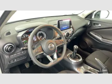 Car image 36