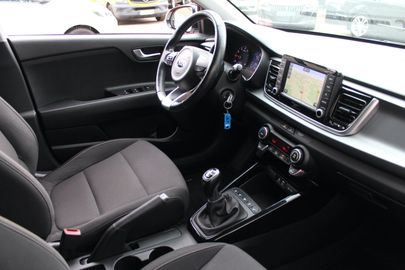 Car image 15