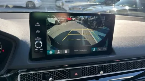 Car image 24