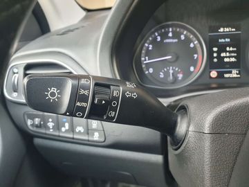 Car image 30