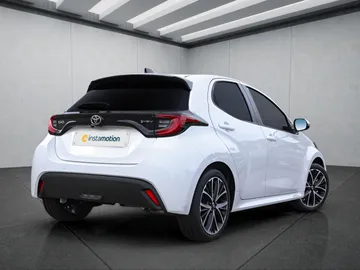 Car image 2