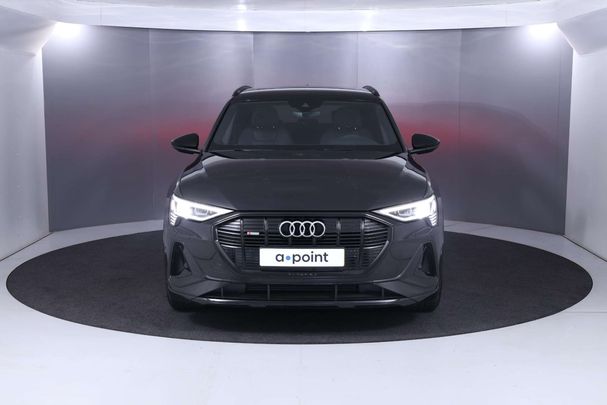 Audi e-tron 55 quattro S-line 300 kW image number 32