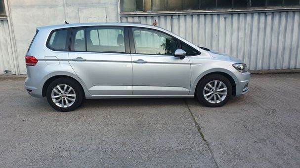 Volkswagen Touran DSG 85 kW image number 3