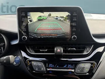 Car image 21