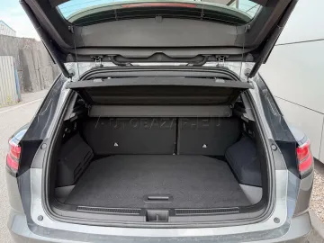 Car image 34