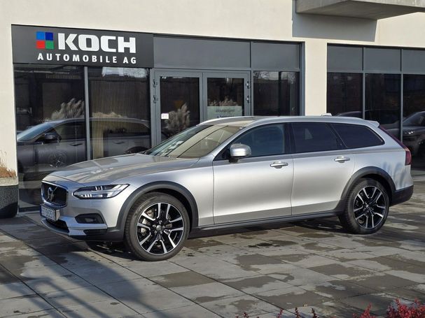 Volvo V90 Cross Country AWD 173 kW image number 3