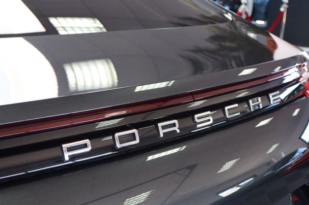 Porsche Panamera 4 E-Hybrid 340 kW image number 35