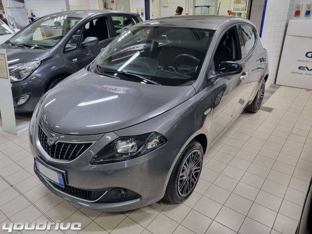 Lancia Ypsilon 51 kW image number 1