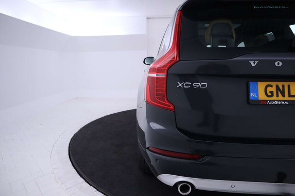 Volvo XC90 T5 AWD Momentum Pro 184 kW image number 16