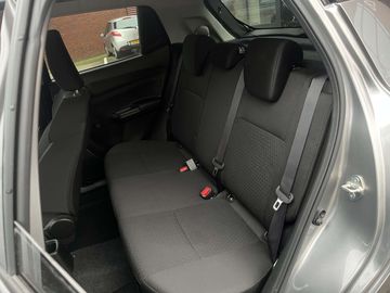 Car image 15