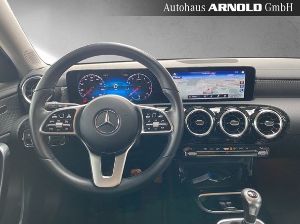 Mercedes-Benz A 180 100 kW image number 9