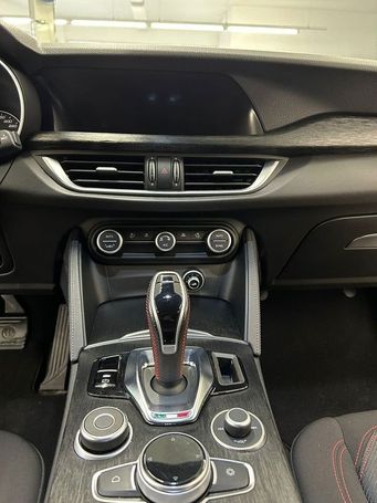 Alfa Romeo Stelvio 2.2 Diesel AT8 118 kW image number 12