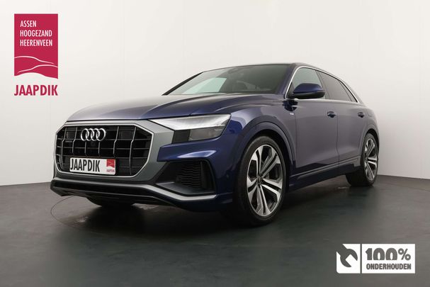 Audi Q8 55 TFSIe quattro 280 kW image number 1