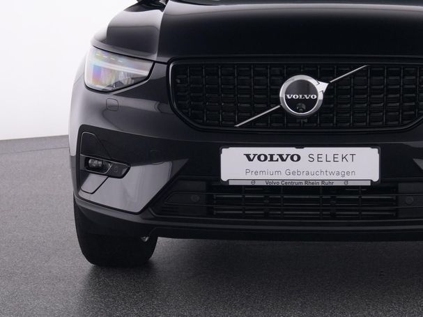 Volvo XC40 T2 Plus Dark 95 kW image number 17