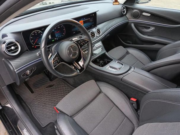 Mercedes-Benz E 220 147 kW image number 11