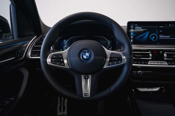 BMW iX3 M Sport 210 kW image number 12