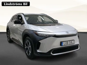 Car image 2