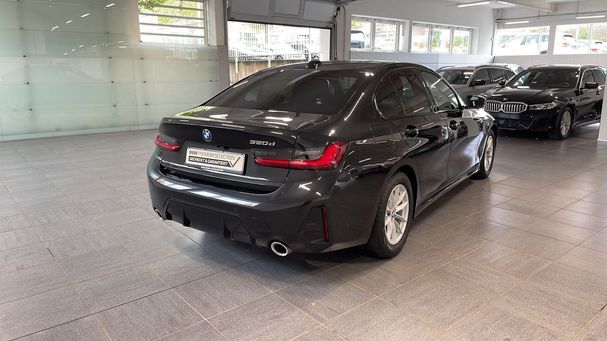 BMW 320d M Sport 140 kW image number 2