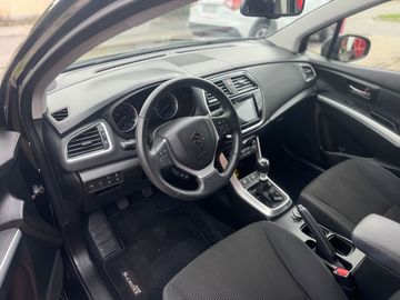 Car image 13