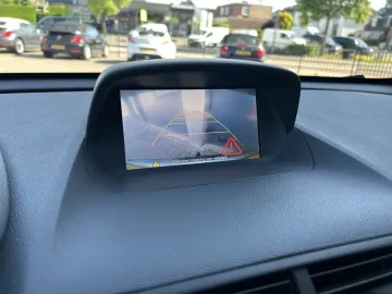 Car image 33