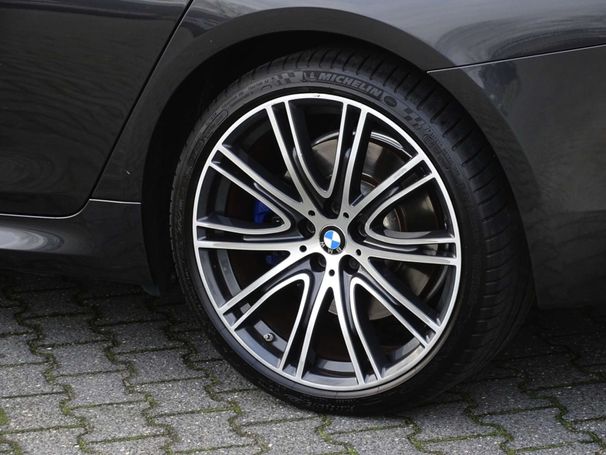 BMW 540i Touring xDrive 251 kW image number 48