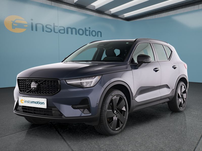 Volvo XC40 B3 Plus Black