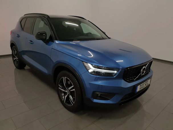 Volvo XC40 D4 AWD R-Design 140 kW image number 2