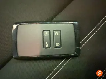 Car image 36