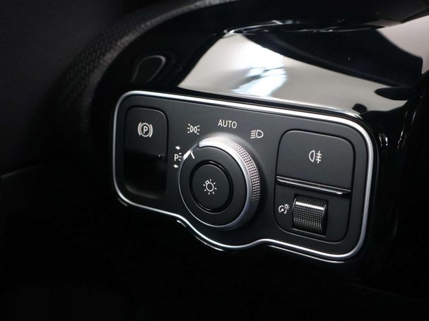 Mercedes-Benz A 180 100 kW image number 36