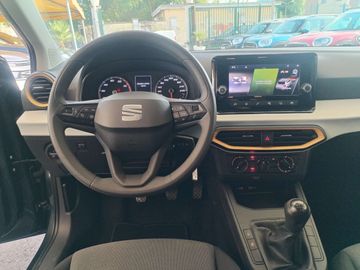 Car image 12