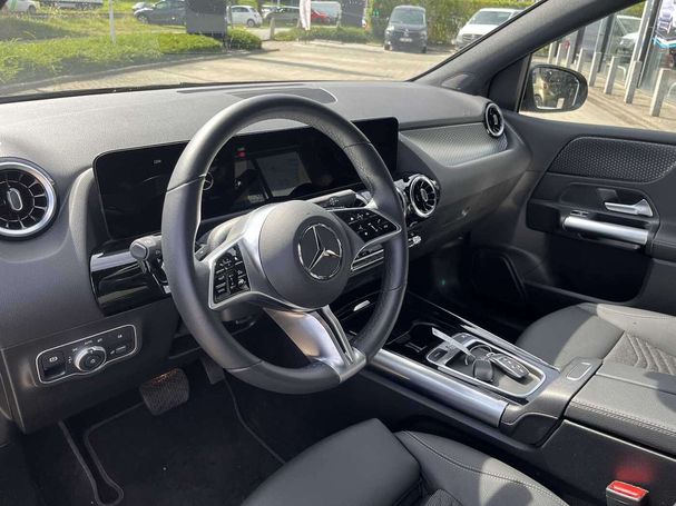 Mercedes-Benz B 180 100 kW image number 3