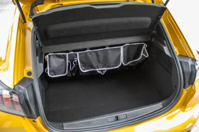 Car image 32