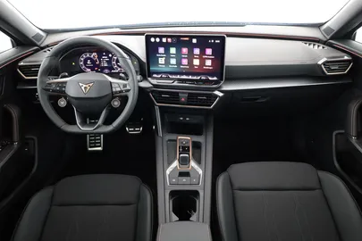 Car image 30