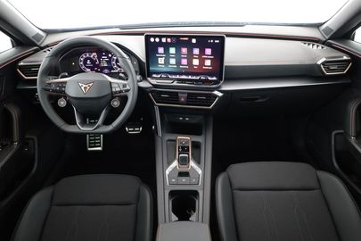 Car image 30