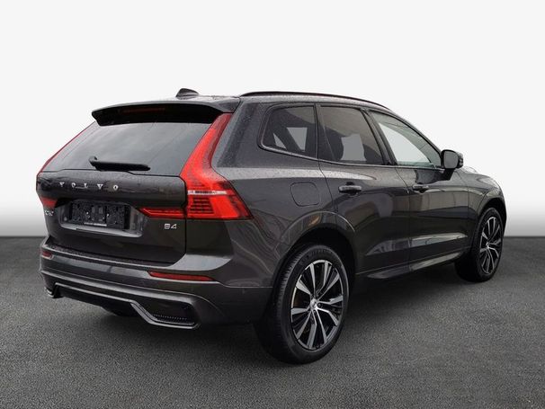 Volvo XC60 B4 Plus Dark 145 kW image number 4