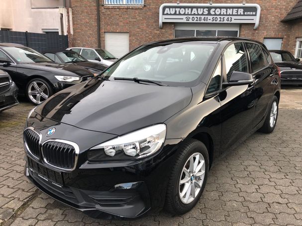 BMW 218i Active Tourer Advantage 103 kW image number 1