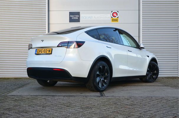 Tesla Model Y Long Range AWD 258 kW image number 8