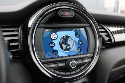 Car image 31