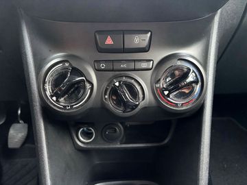 Car image 36