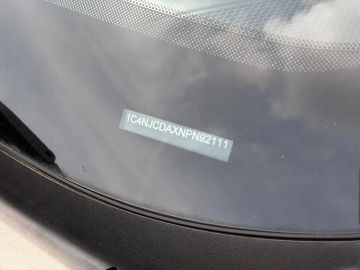 Car image 38