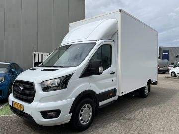 Car image 17