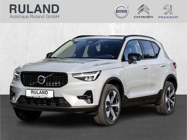 Volvo XC40 B4 Ultimate Dark 145 kW image number 1